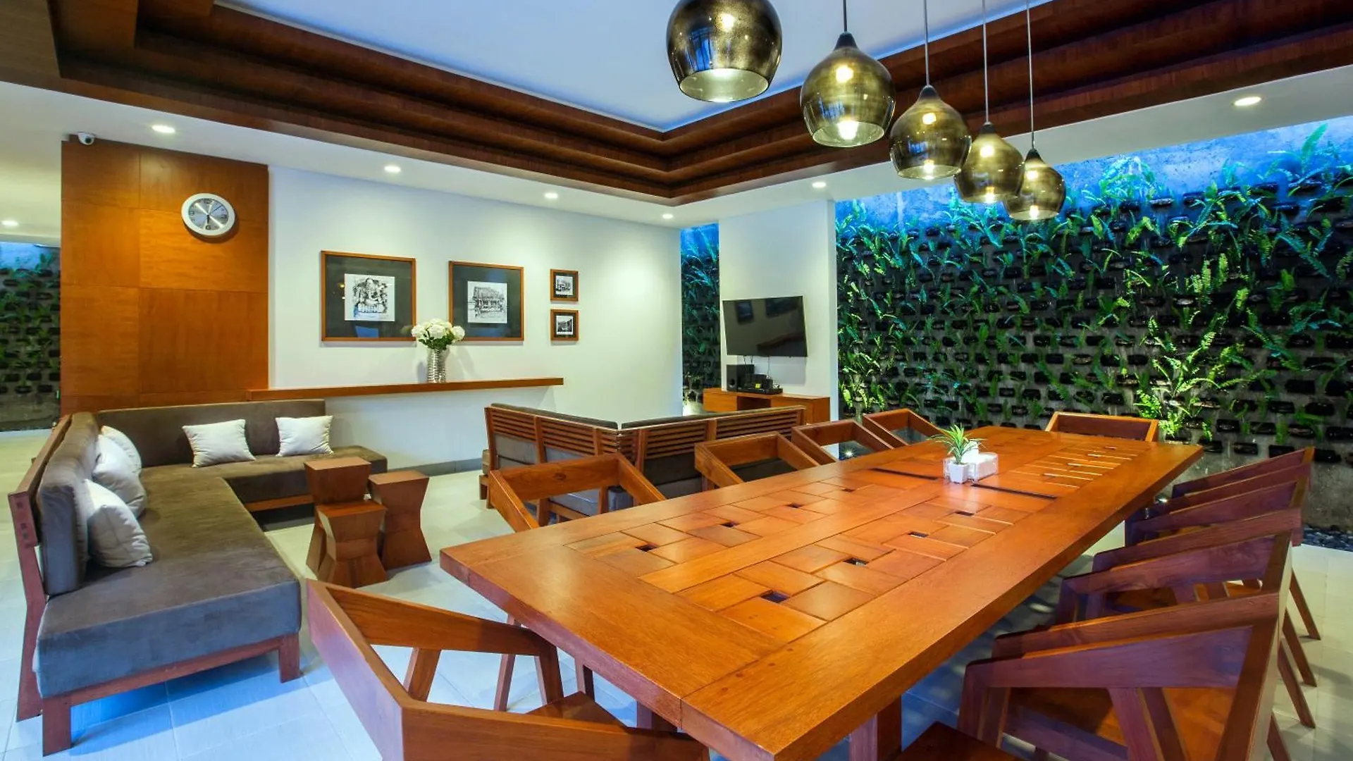 Pudak Sari Unizou Hostel Kuta Lombok